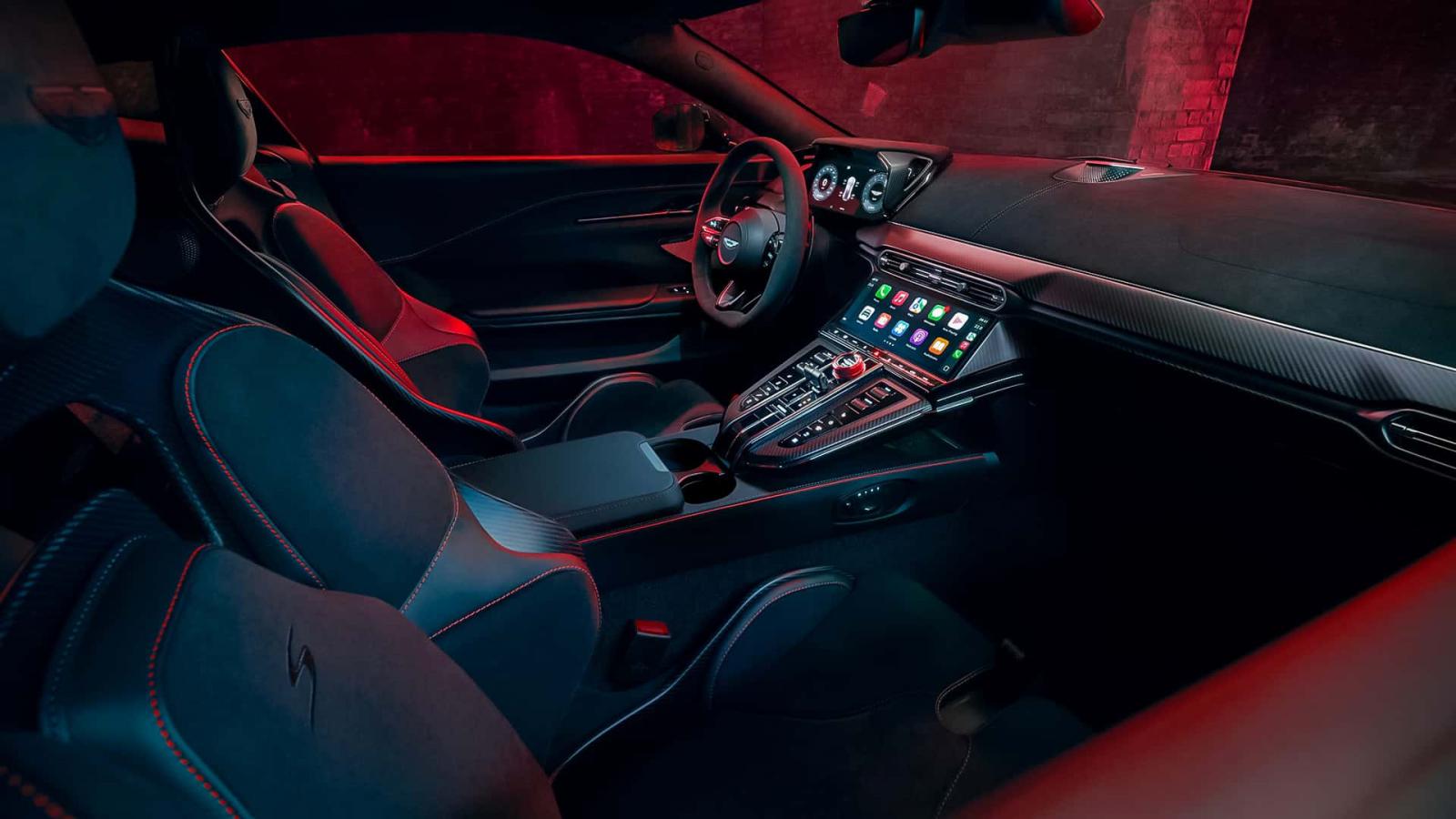  Πρεμιέρα για την Aston Martin Vantage S των 680 ίππων!